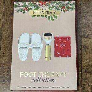Ellen Tracy Foot Therapy Care Collection Set - Foot Mask, File & Slippers - NEW